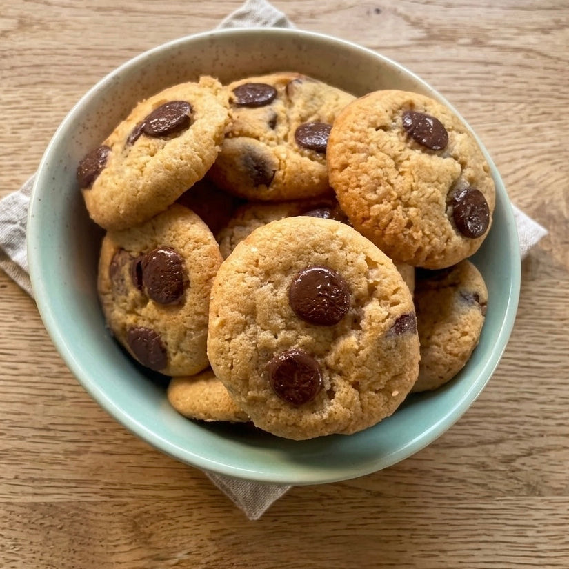 Dark choco chip cookie
